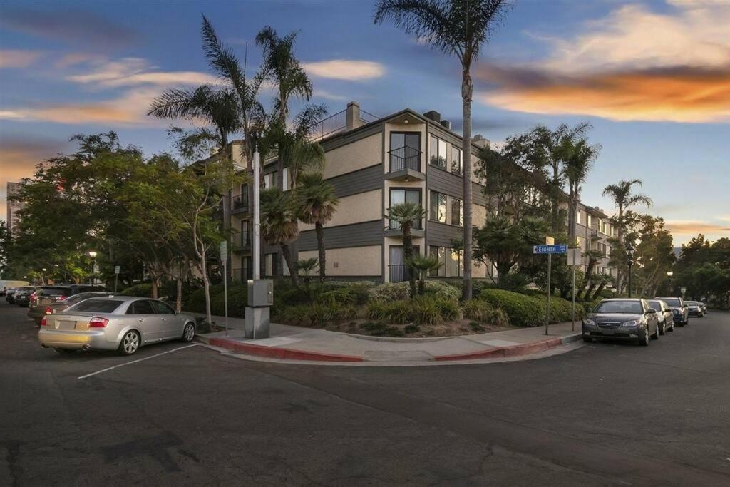 Chic Condo Steps From Petco Park San Diego Luaran gambar