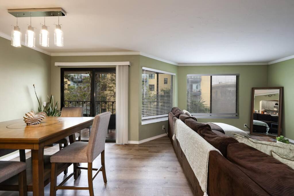 Chic Condo Steps From Petco Park San Diego Luaran gambar