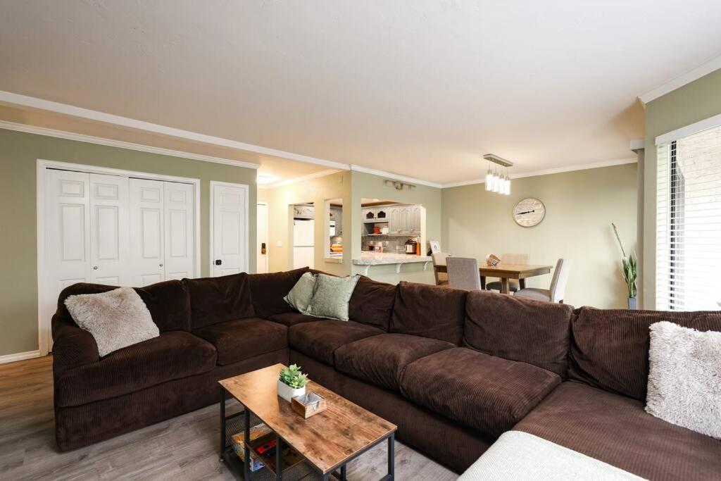 Chic Condo Steps From Petco Park San Diego Luaran gambar